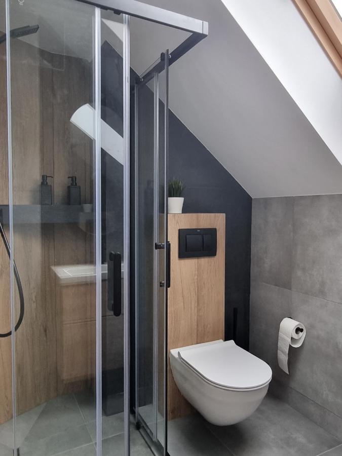 Near The Airport- Apartments Cracovia Exterior foto